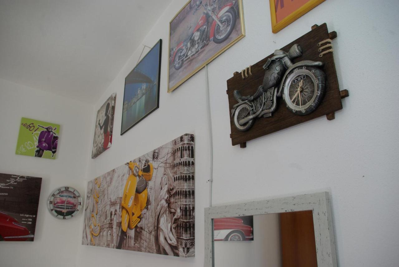 Rooms Tia Baška Voda المظهر الخارجي الصورة