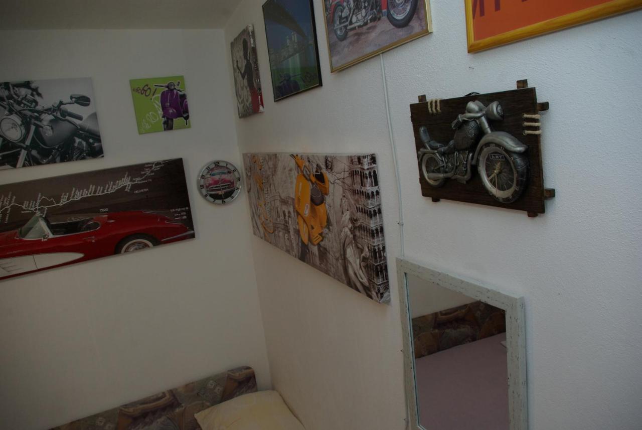 Rooms Tia Baška Voda المظهر الخارجي الصورة