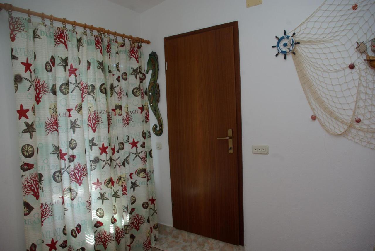 Rooms Tia Baška Voda المظهر الخارجي الصورة