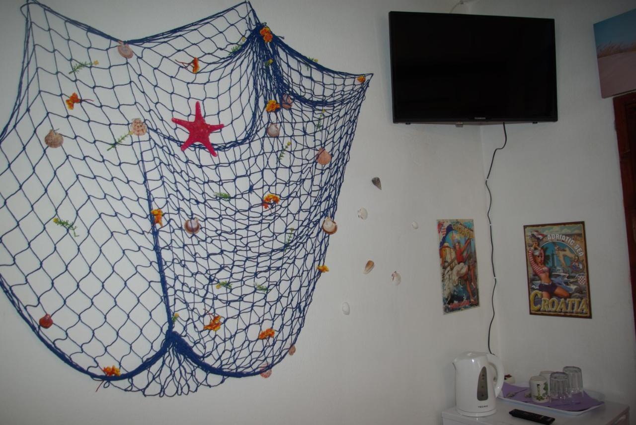 Rooms Tia Baška Voda المظهر الخارجي الصورة